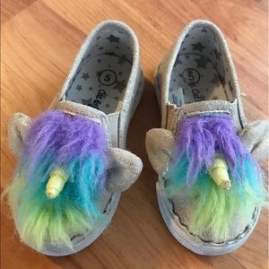 Unicorn toddler girls size 5 slip on shoes